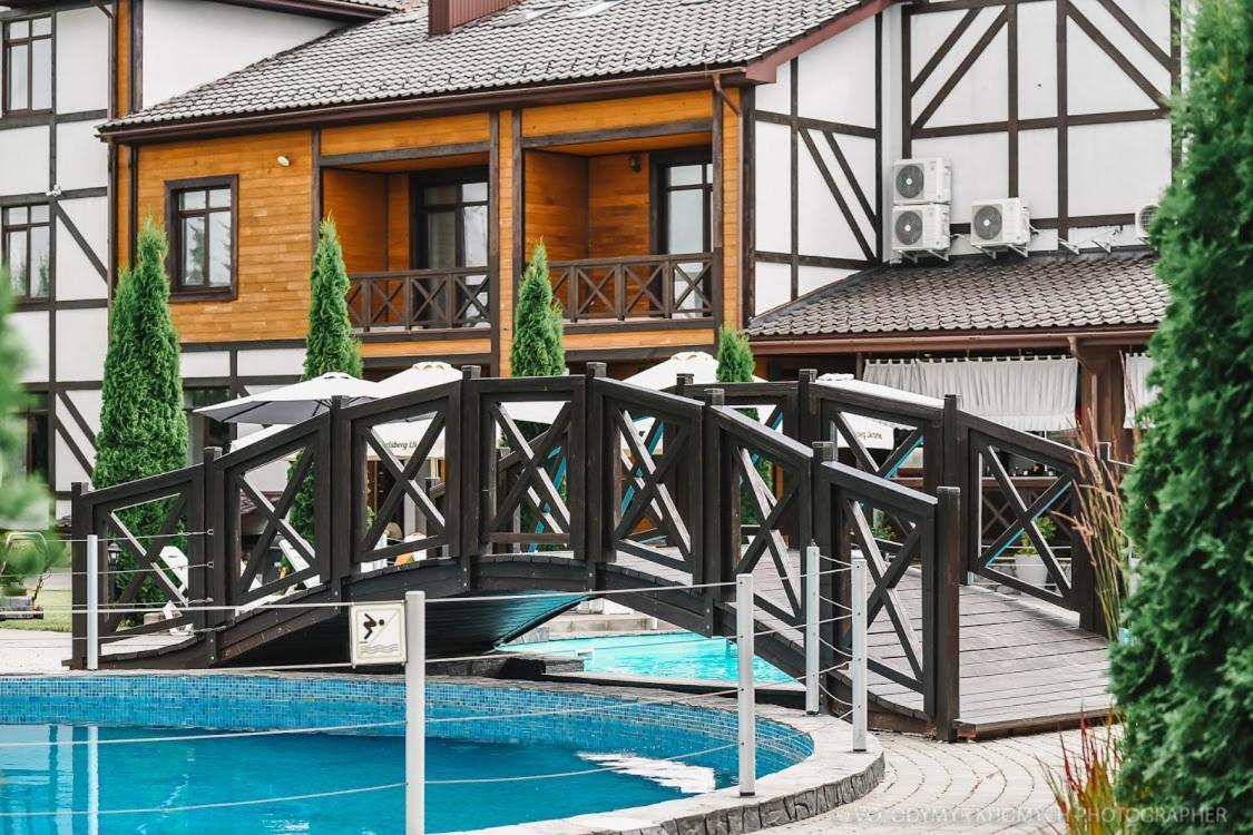 Zagorod Hotel Girka Polonka Exteriör bild