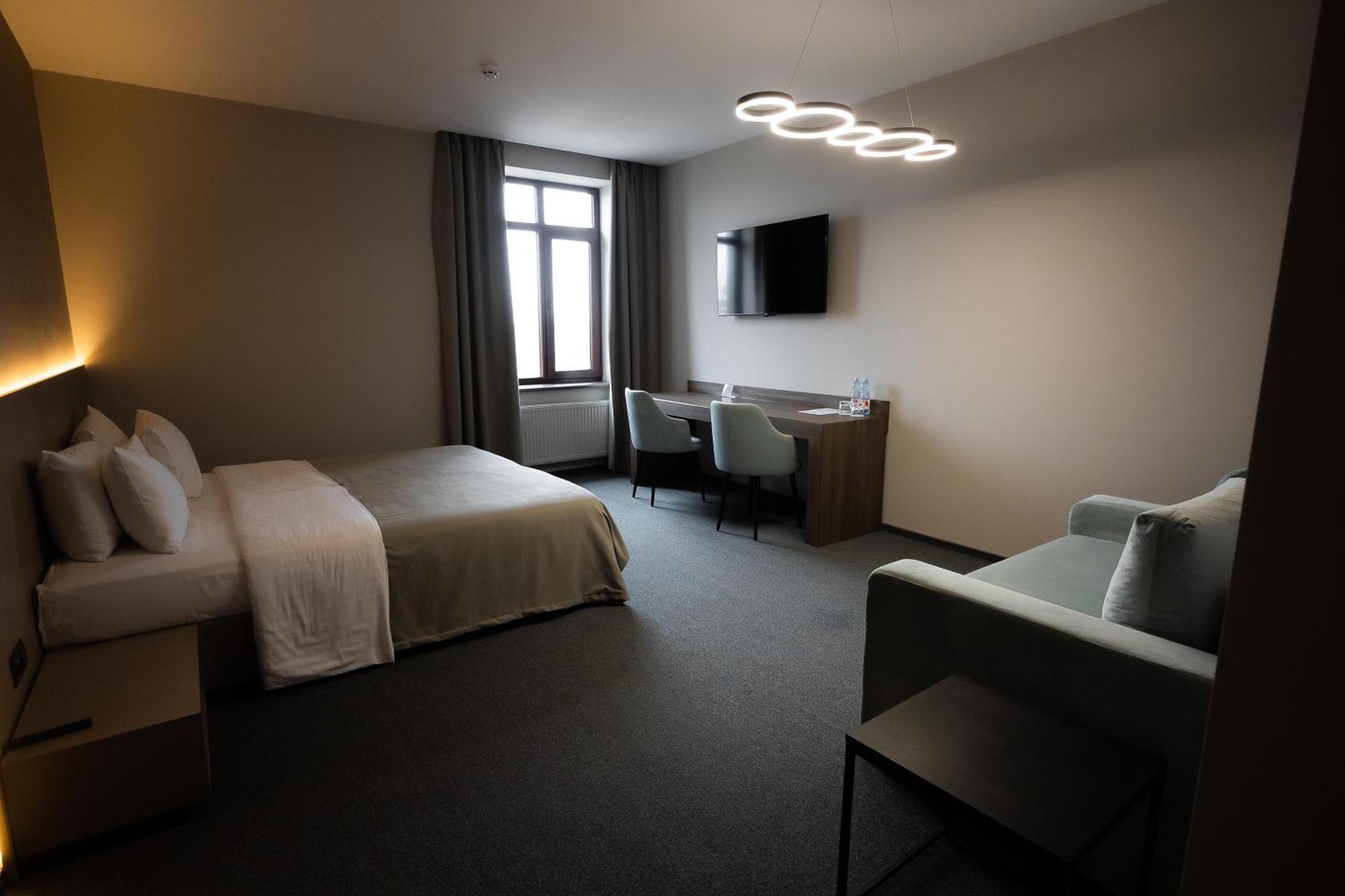 Zagorod Hotel Girka Polonka Exteriör bild